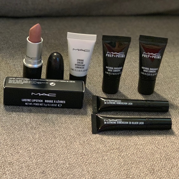 MAC Cosmetics Other - New MAC Cosmetics Makeup Bundle